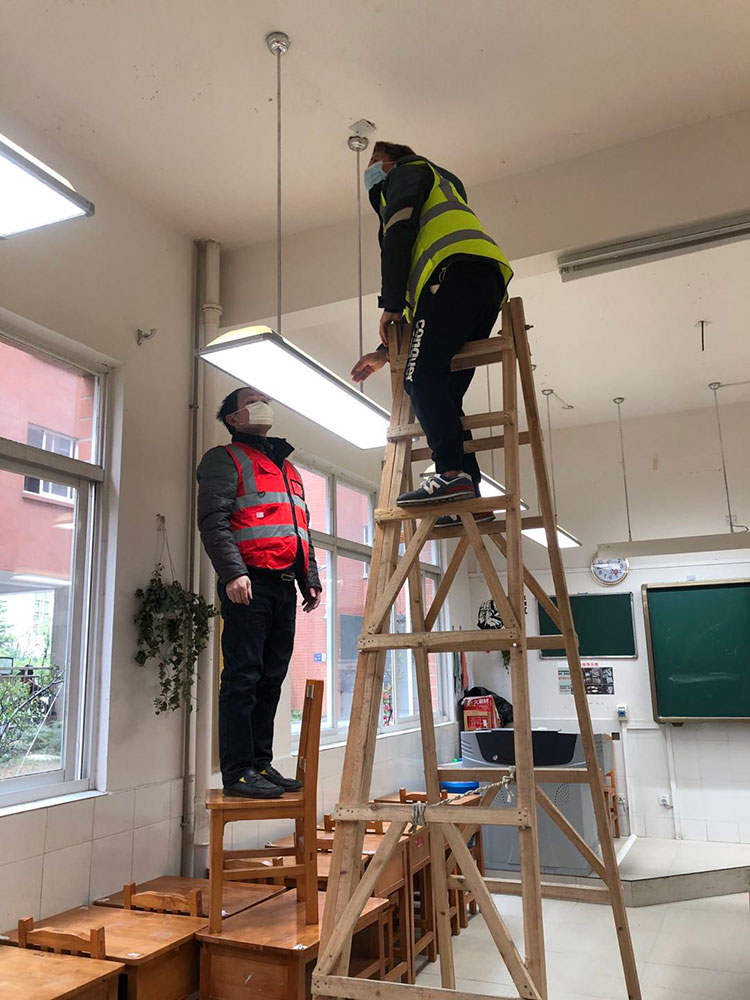 中小學教室護（hù）眼燈光實施案例改造前後效果對（duì）比