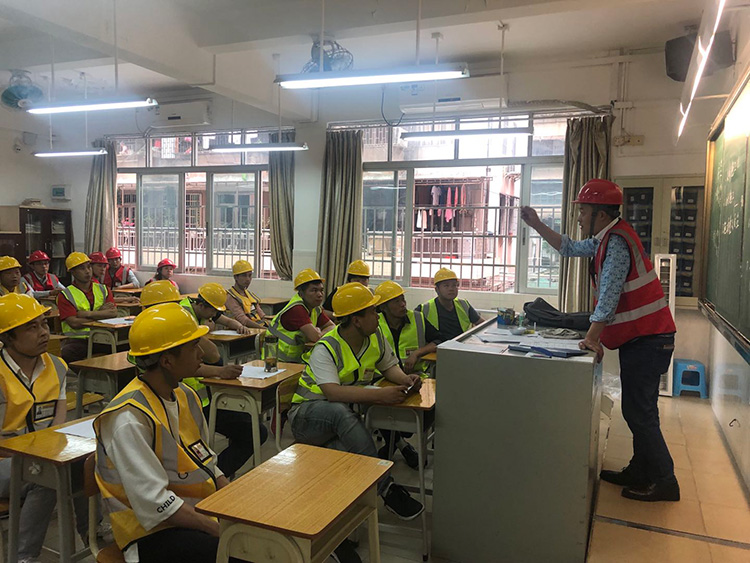 LED教室護眼燈（dēng）產品（pǐn）供應安裝售後無憂