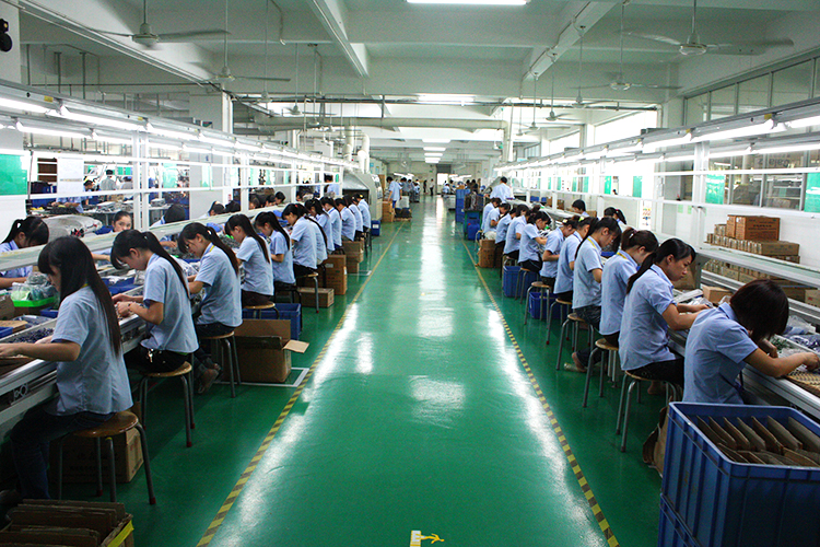 LED教（jiāo）室燈車（chē）間實拍