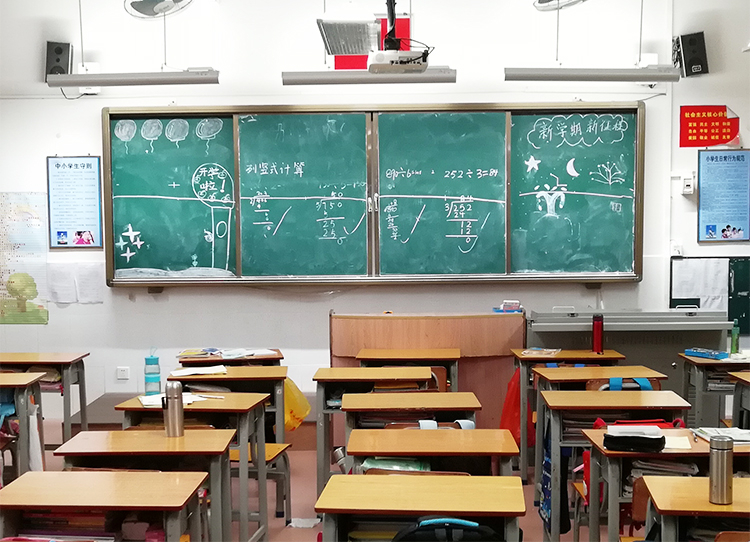 2021國標LED專用教室護眼燈的優勢